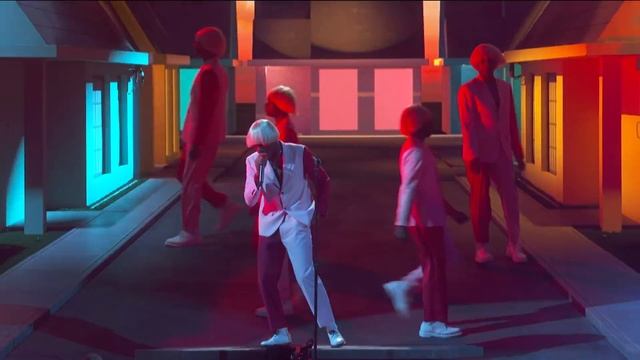 Tyler, The Creator - EARFQUAKE / NEW MAGIC WAND (Live At The 2020 GRAMMYs)