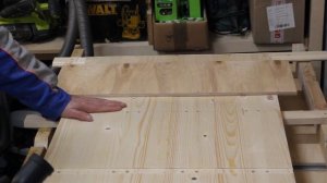 Мебель своими руками из дерева | Фрезерование пазов, присадка шкантов | Стеллаж из дерева.