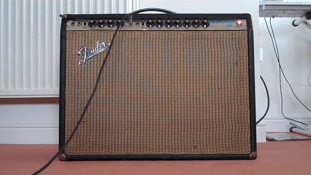Fender Twin Reverb demonstration смотреть онлайн