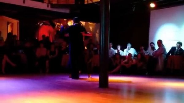 Tango de Diego RIEMER et Mariana DRAGONE / Milonga del Angel / 16.1O.1O