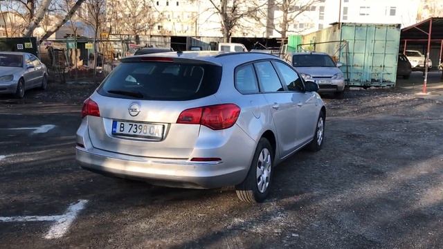 Opel Astra J SPORTSTOURER смотреть онлайн