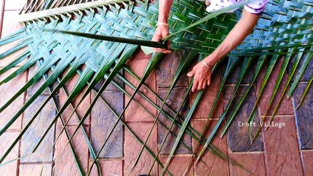 How To Make Coconut Tree Leaf Mat | Easy and Simple | Primitive Technology смотреть онлайн