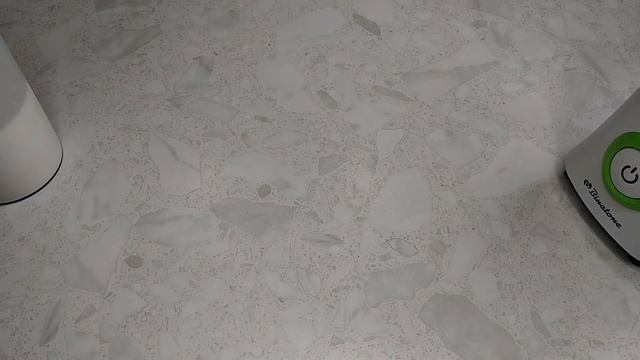 СМУЗИ ИЗ ОГУРЦОВ МОРКОВИ И ВИШНИ смотреть онлайн