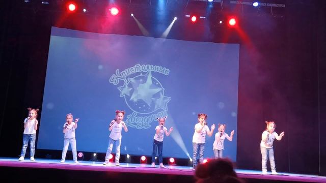 Вокальная студия. Песня "На десерт" 08.12.19 смотреть онлайн