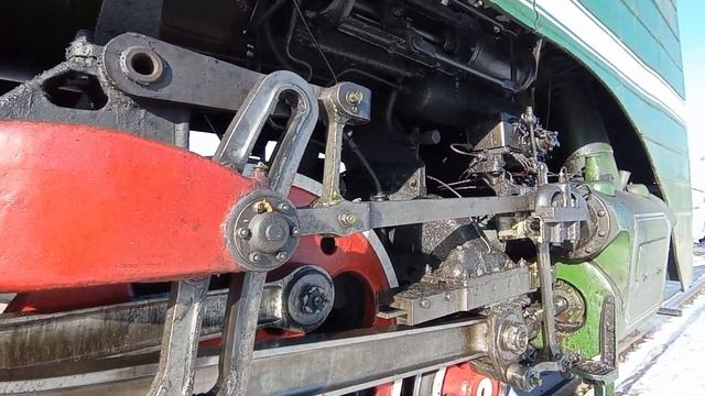 Отправление поезда из Рыбинска под паровозом П36 смотреть онлайн