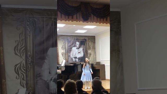 «Детская песенка» П. И. Чайковского, слова А. Плещеева, исполняет Амина Нуреева смотреть онлайн