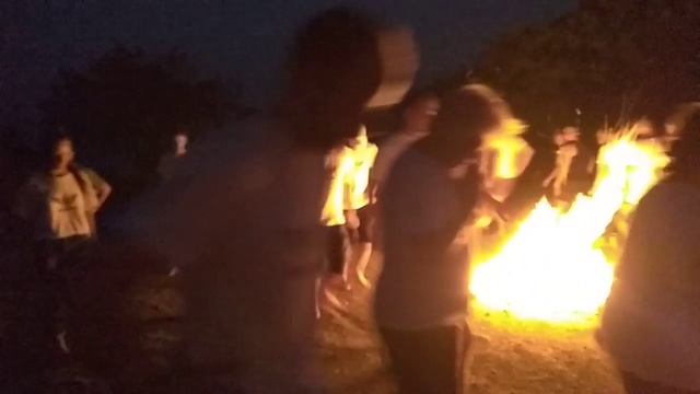 Ходим по углям смотреть онлайн