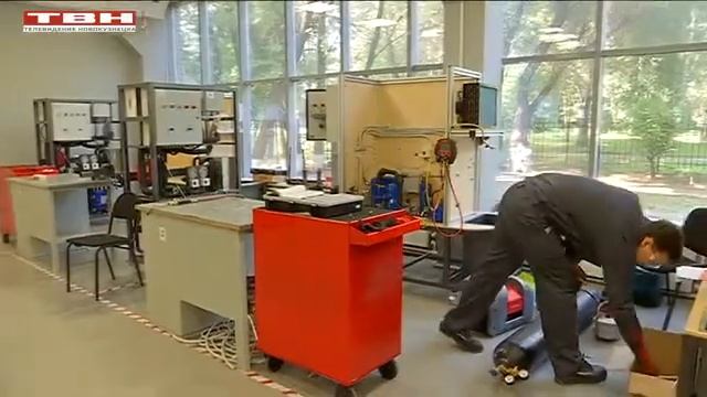 Студенты НТЭТ готовятся к финалу WS смотреть онлайн