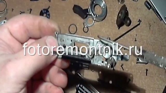 Видео-отчет ремонта Зенит Е .Фоторемонт. Ремонт пленочных (ретро) фотоаппаратов выпущенных в СССР. смотреть онлайн