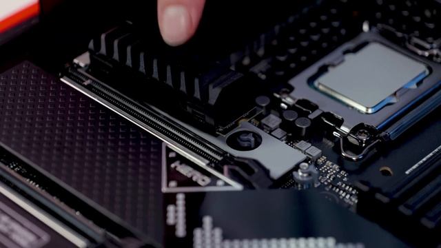 12900K Sistem Topladık! смотреть онлайн