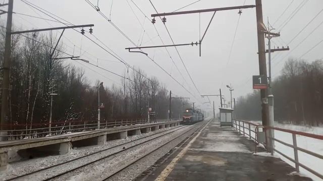 ЧС7-018\019 с вагоном-лабораторией Платформа Зосимова Пустынь 28.01.2016 смотреть онлайн