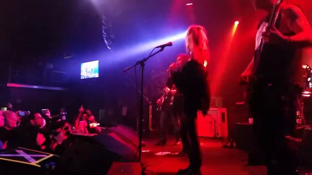 45 grave with special guest linnea Quigley смотреть онлайн