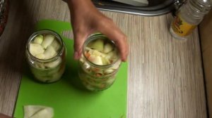 Маринованные рулетики из кабачков .