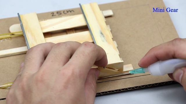 Build a Safe with Combination Number Lock and Key from Cardboard смотреть онлайн