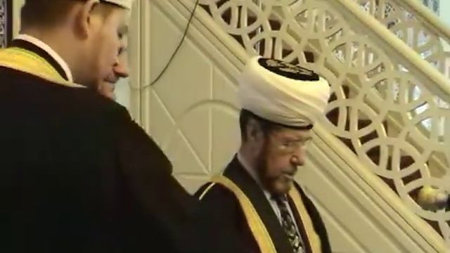 Историческая мечеть. Вручение дипломов. смотреть онлайн