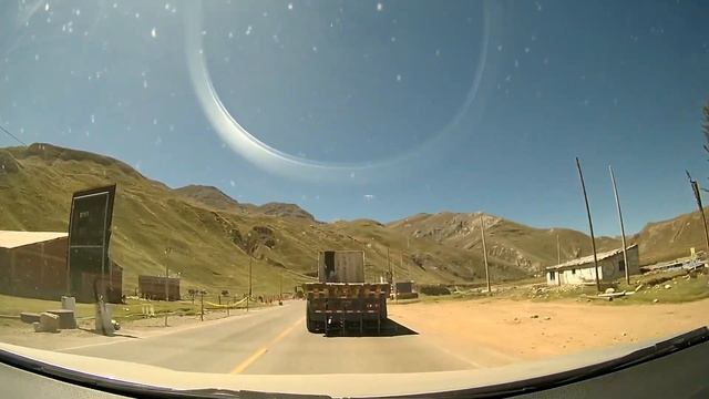 CARRETERA CENTRAL LIMA-HUANCAYO!! 2/3 RENAULT KOLEOS 2015 смотреть онлайн