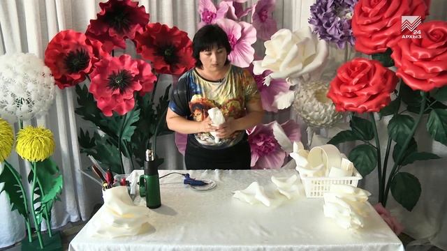 Ремесло: цветочных дел мастер смотреть онлайн