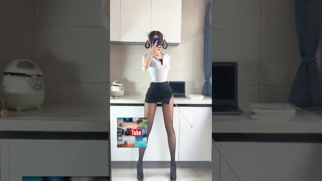 Приколы для взрослых Лучшие приколы 2023 Час Приколов Смех Юмор #приколы #смех #юмор смотреть онлайн