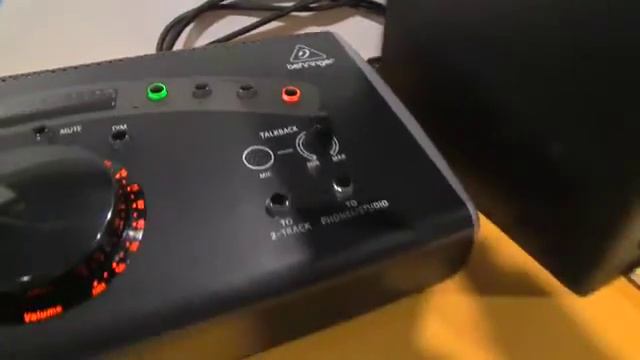 UoK - Sonic State - WNAMM12 Behringer Control-1 USB, Studio Controller interfaces via USB смотреть онлайн