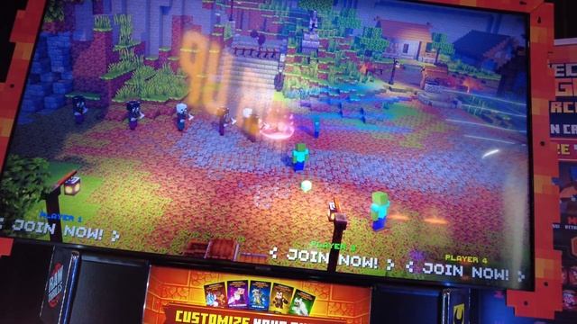 BRAND NEW Minecraft Dungeons Arcade Game! This Game Is AWESOME!