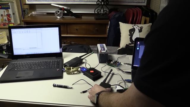 DIY Off-Grid Radio Text Messaging смотреть онлайн