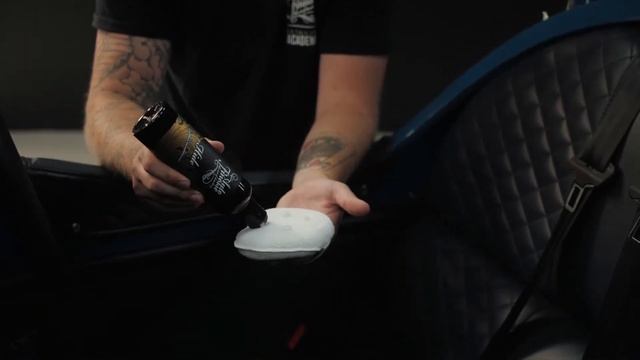 Очиститель кожи и кондиционер Auto Finesse Hide смотреть онлайн