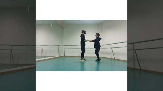 танец "Ча ча ча" в паре Тәтен Бекжан 1 курс эстрадный вокал смотреть онлайн