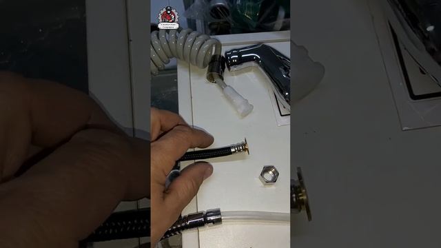 Как выбрать шланг для душа и не затопить квартиру. смотреть онлайн