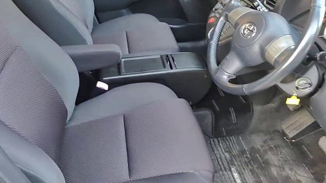 Toyota Wish 1.8l 7 SEATS FRESH IMPORT 5dr смотреть онлайн