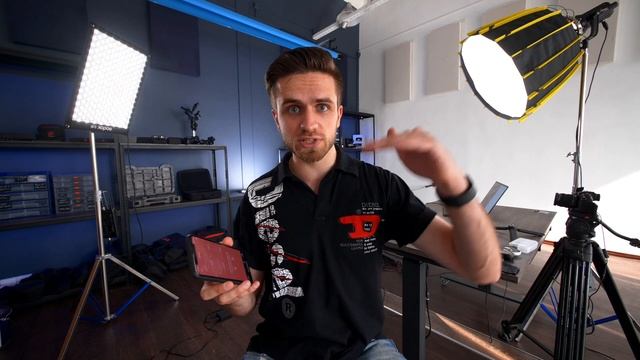 ДОМАШНЯЯ YOUTUBE СТУДИЯ СВОИМИ РУКАМИ - Как сделать профессиональную студию дома? смотреть онлайн