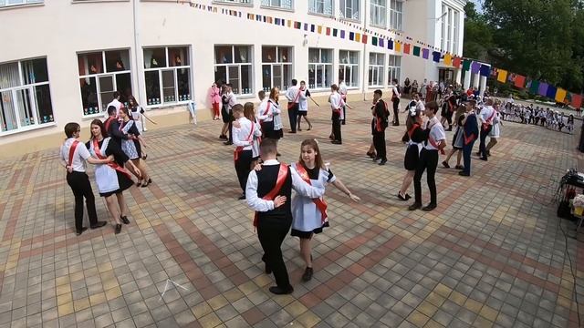 25 школа вальс 2021г смотреть онлайн