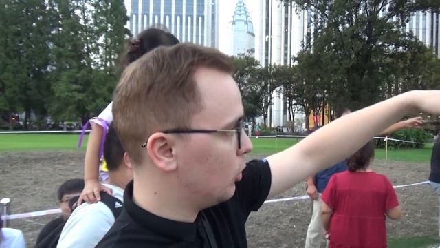 Шанхай. Обязательно посмотреть сад Юй Юань, набережную Вайтань и улицу Нанкин - Жизнь в Китае #223 смотреть онлайн