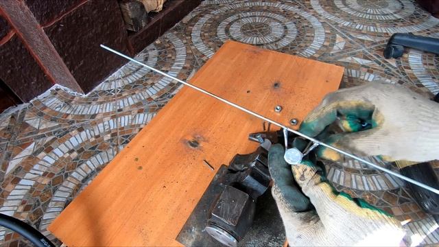 Танцующий человечек из гаек и гвоздей | Своими руками смотреть онлайн