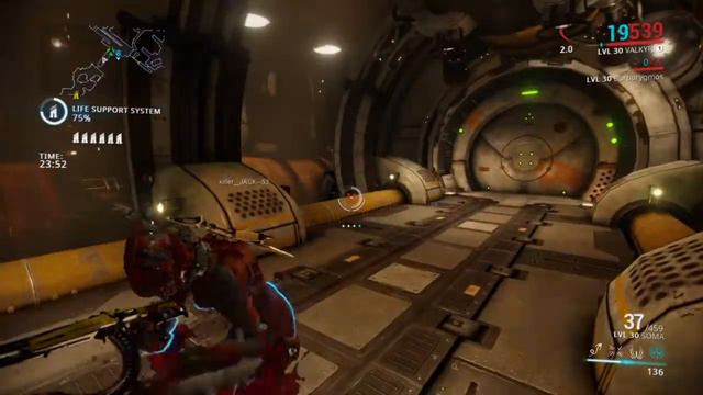 Kicking ass with Valkyr смотреть онлайн