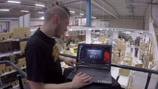 Acer Predator 15 unboxing ja kilpailu смотреть онлайн