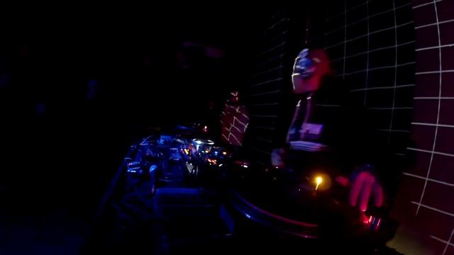 DJ Dan - Live at Big Rewind: Breakbeat (RNDM 13.02.2021) смотреть онлайн