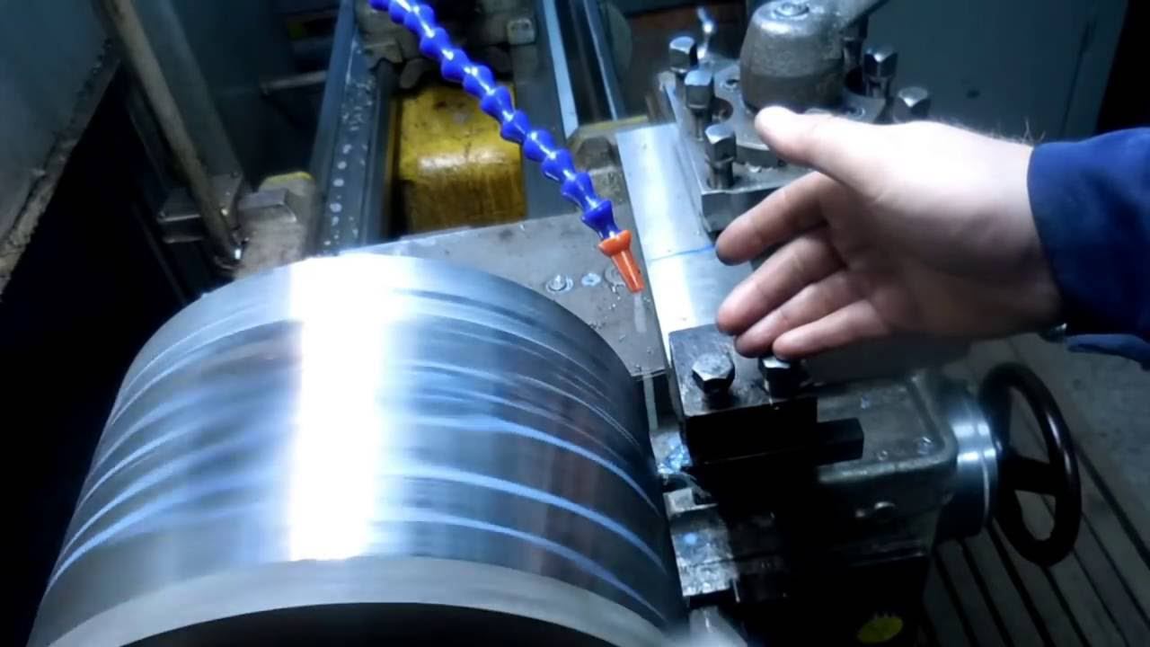 Как обработать БОЛЬШУЮ деталь на 1К62 Нестандартный резец Токарная обработка смотреть онлайн