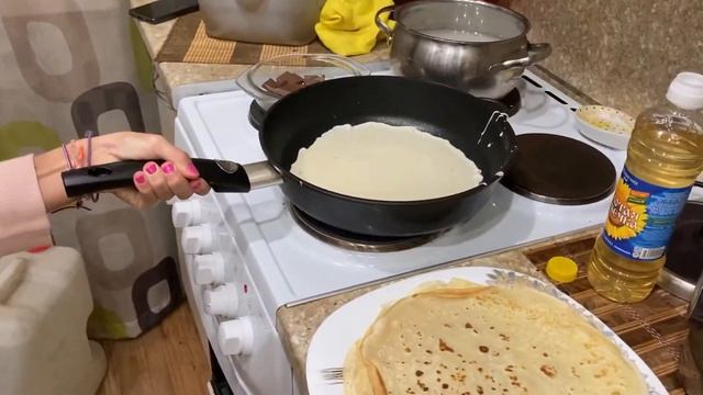 Готовим вместе блины с шоколадом и бананом | Вкуснейший завтрак?☕️ смотреть онлайн
