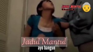 Kakek Sugiono tukang Servise elektronik dan Mantap-mantap