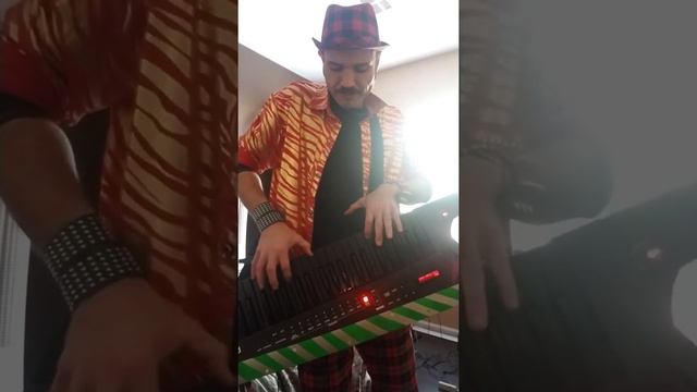 Roland Axis VS Roland Edge take two🎹🎸 смотреть онлайн