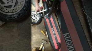 Установка литой покрышки на Kugoo M4. Попытка номер 2.