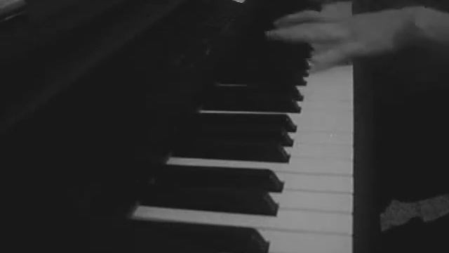 Deus Ex Human Revolution-Icarus on piano (versione 2) смотреть онлайн