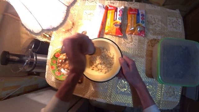 Зимняя очень удачная быстротонущая прикормка для ловли крупного леща на подпуск. смотреть онлайн