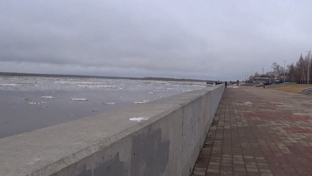 Ледоход на Оби.Сургут 2020 смотреть онлайн