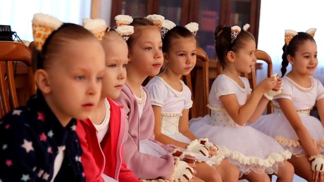 Посвящение в балерины (2022) смотреть онлайн