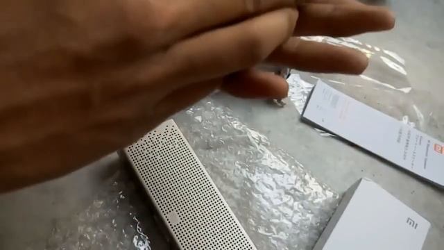 Mi bluetooth speaker (Indian) unboxing and small review смотреть онлайн