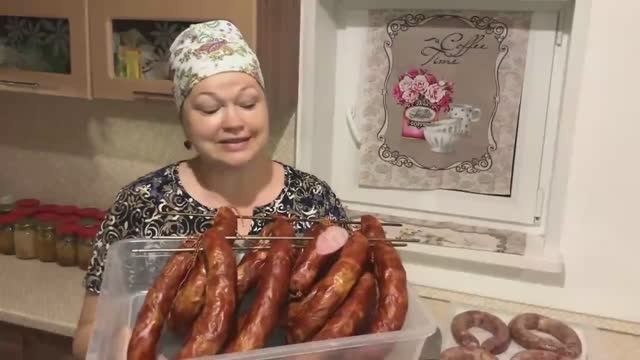 КОЛБАСА НА МИЛЛИОН В ДОМАШНИХ УСЛОВИЯХ! ТОЛЬКО РУКАМИ 100% МЯСА! КОЛБАСА НА КОЛЕНКЕ! смотреть онлайн