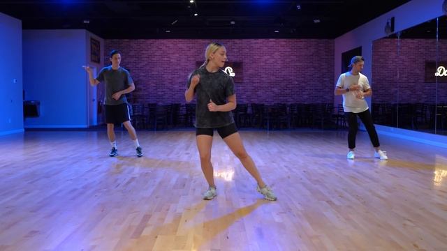 15 Minute Dance Workout - Cumbia, Cha Cha, Salsa, Samba And American Rumba | Easy To Follow Along