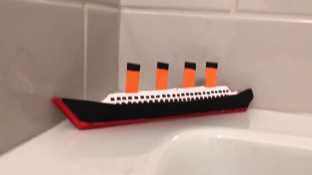Do these Boats Sink or Float? Handmade Ships Tested in the Water Tub смотреть онлайн