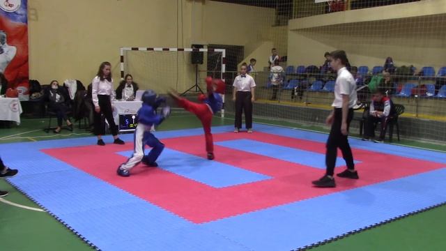 Валуйский Олег Поинт 1 б 2 р